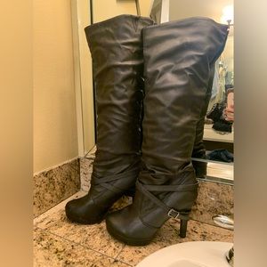 Black under the knee high boots with black straps and buckles 9- cute and sexy!